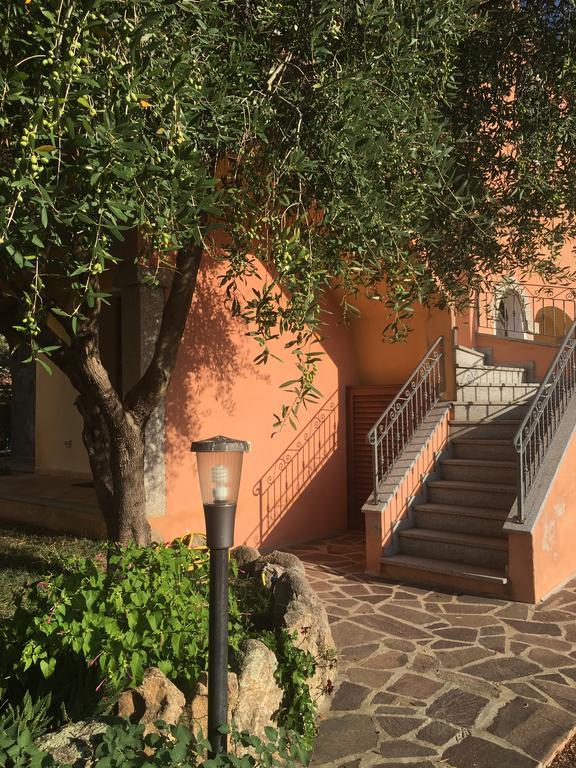 I Mari Di Gallura Apartment San Teodoro  Luaran gambar