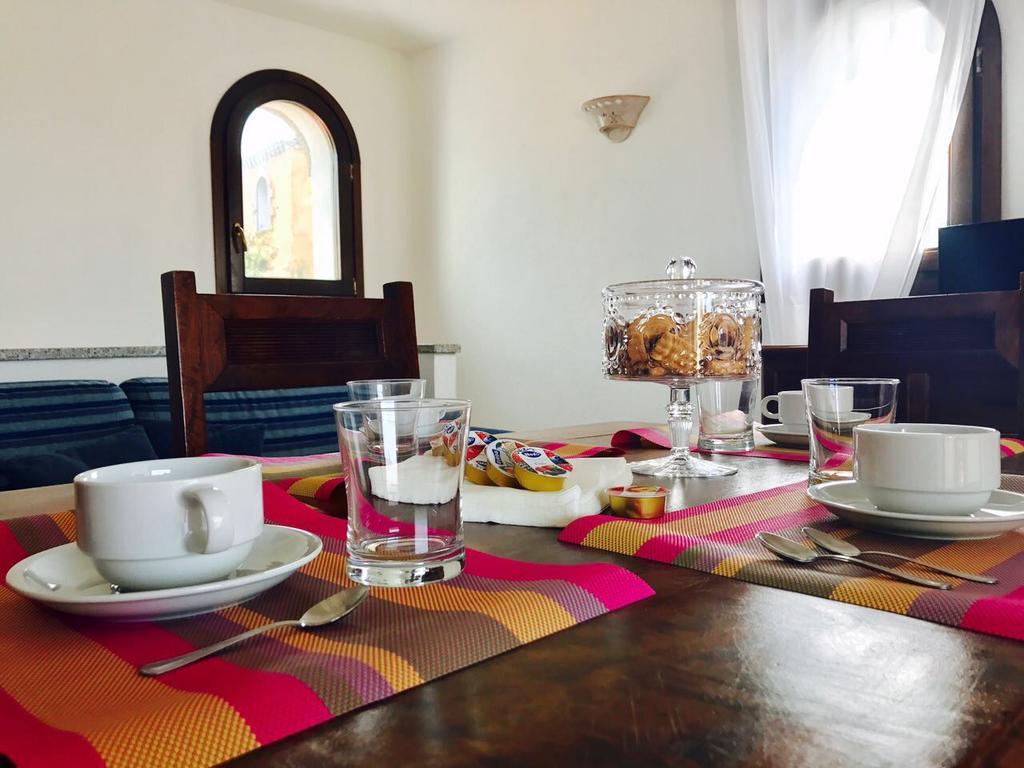 I Mari Di Gallura Apartment San Teodoro  Luaran gambar
